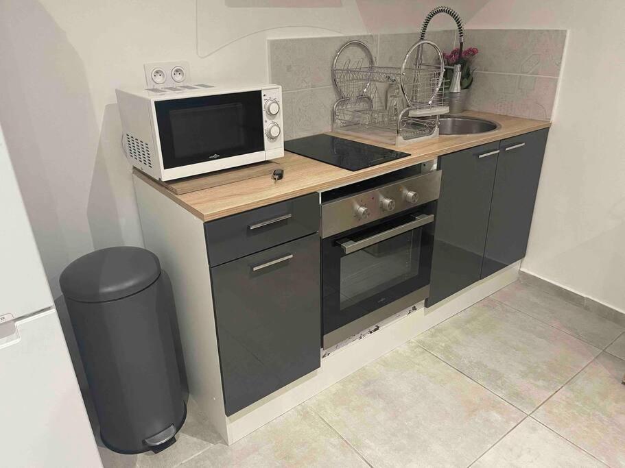 Toulon: Superbe Appartement Atypique 2 Chambres Zewnętrze zdjęcie